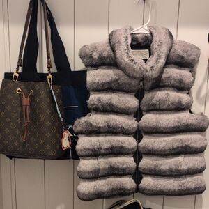 SOLD OUT MINT Adrienne LANDAU  Vest Small Chinchilla Faux Fur Jacket